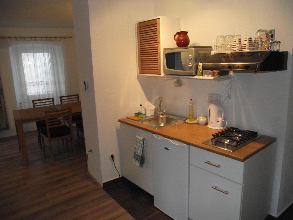 Apartments Dobrinj 部屋 写真